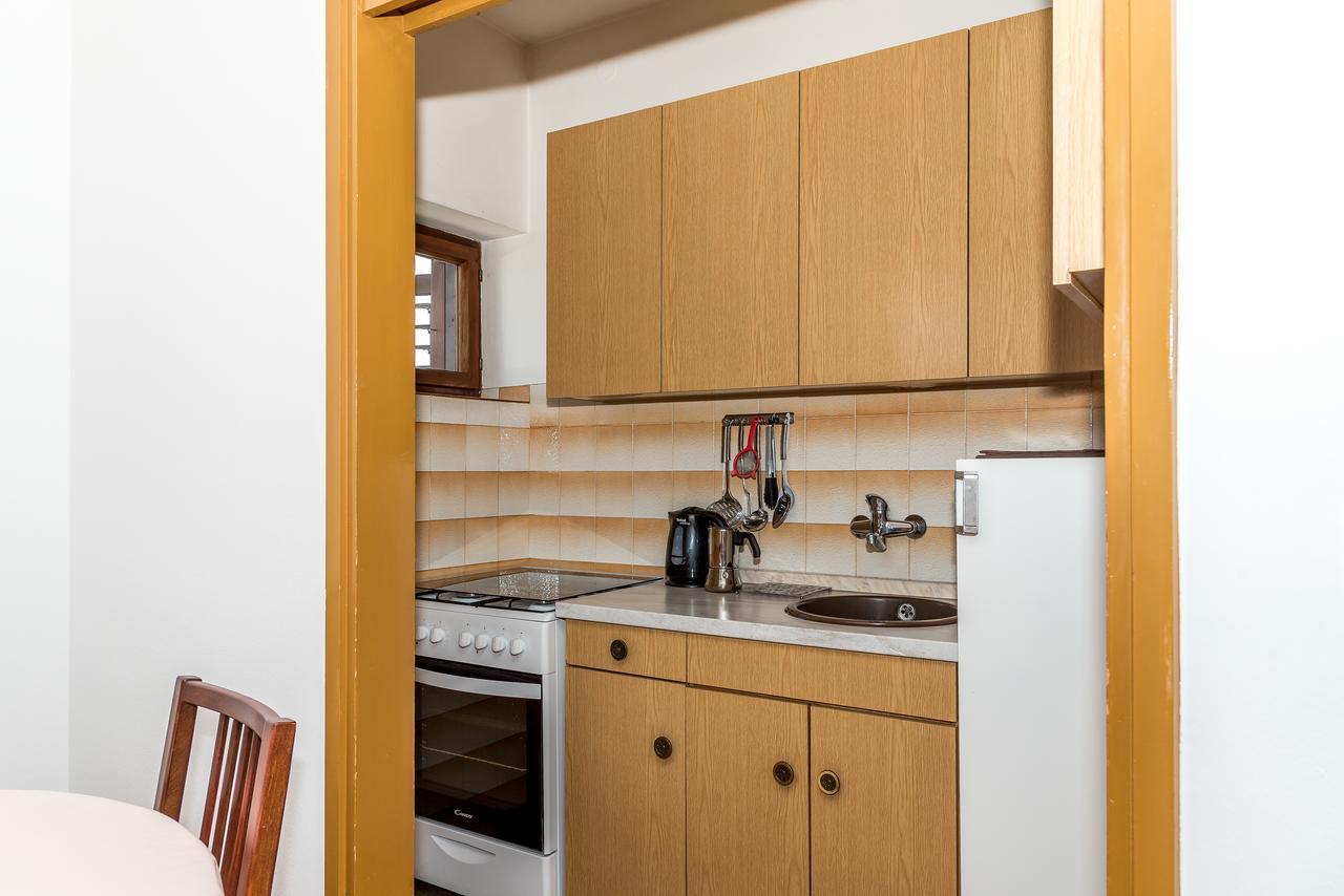 Apartment Promona Drniš Esterno foto