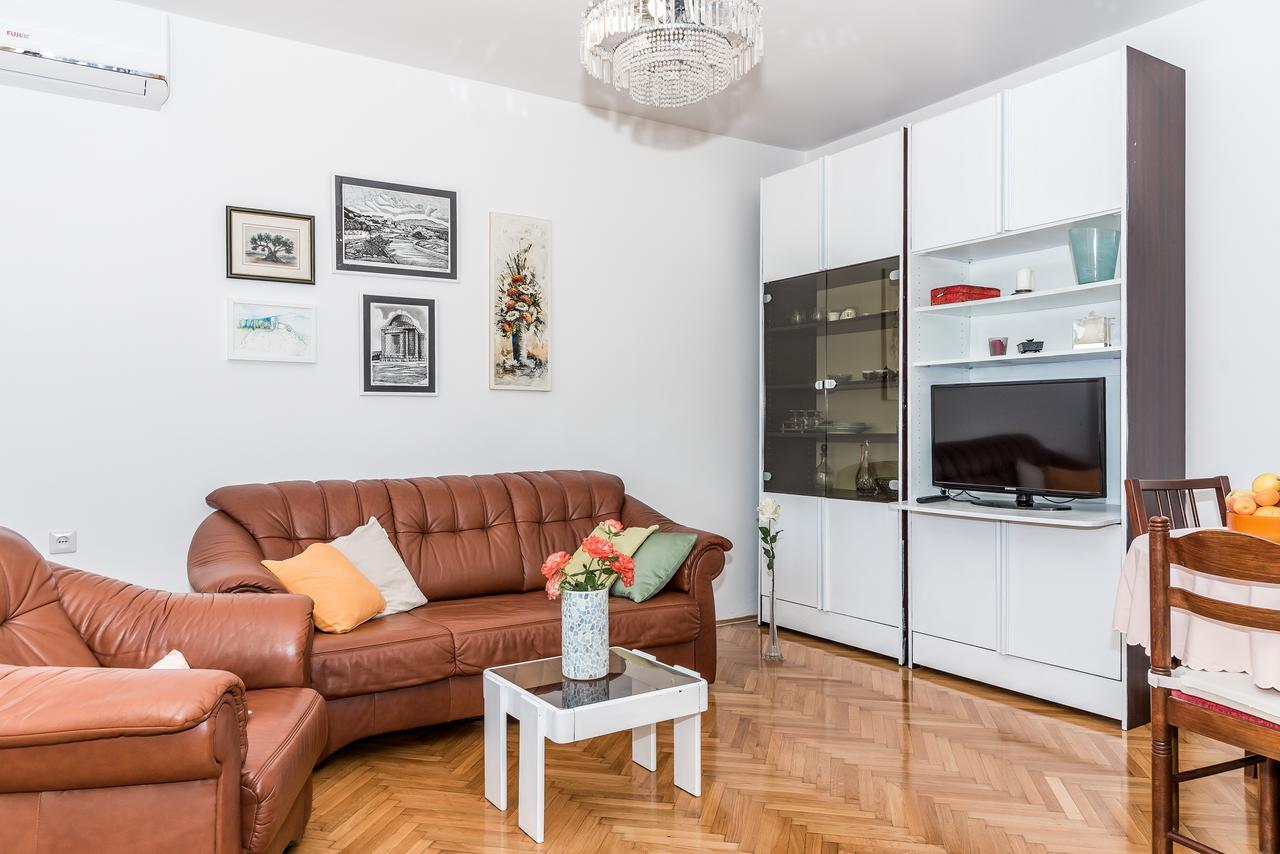 Apartment Promona Drniš Esterno foto