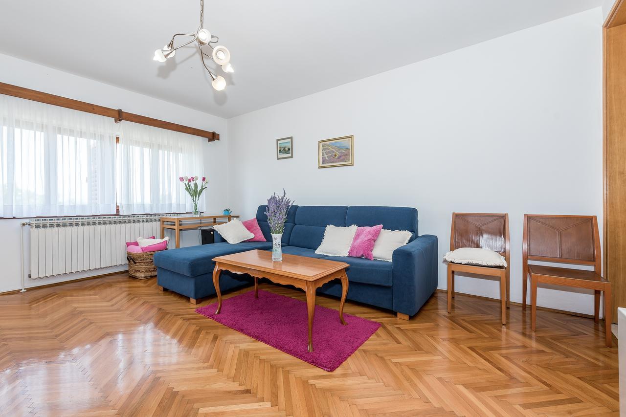Apartment Promona Drniš Esterno foto